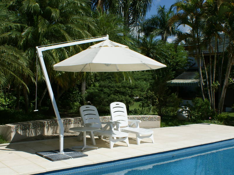 Parasol con soporte lateral reforzado de 3 m. de diámetro