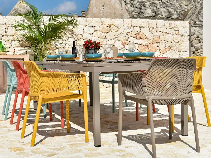 Nardi - Sillones NET en varios colores con mesa RIO
