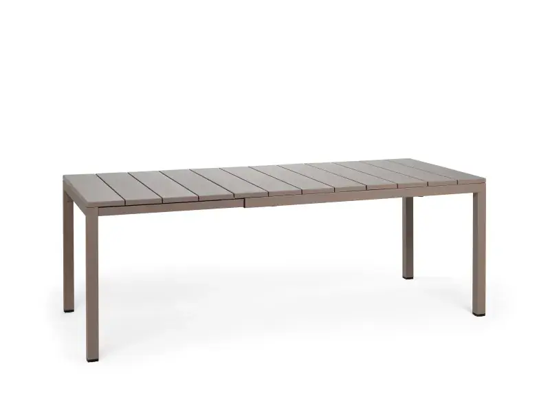 Mesa Nardi Rio 140 con estructura color Tortora