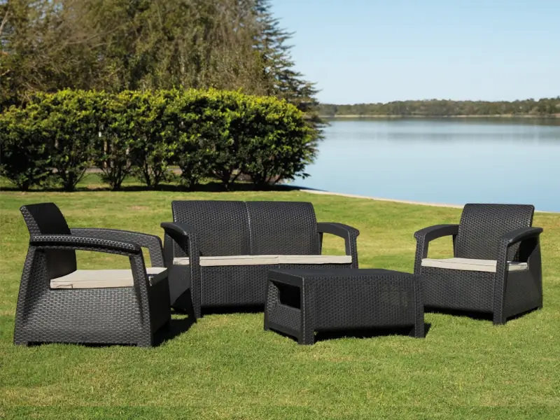 Juego de living Roma con sillones individuales, doble y mesa en color Grafito.