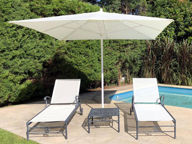 Parasol de aluminio de 3x3 m.